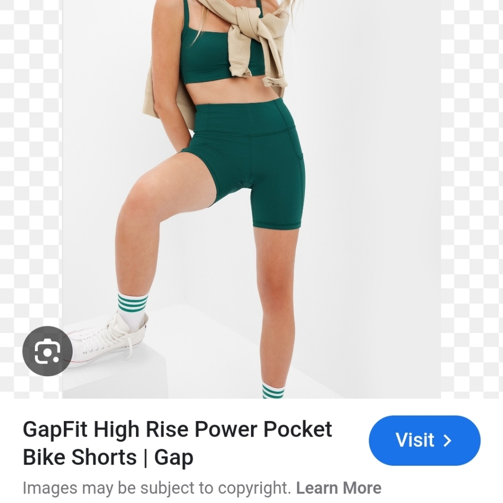 Gap Fit high rise power pocket bike shorts and sports bra XL set